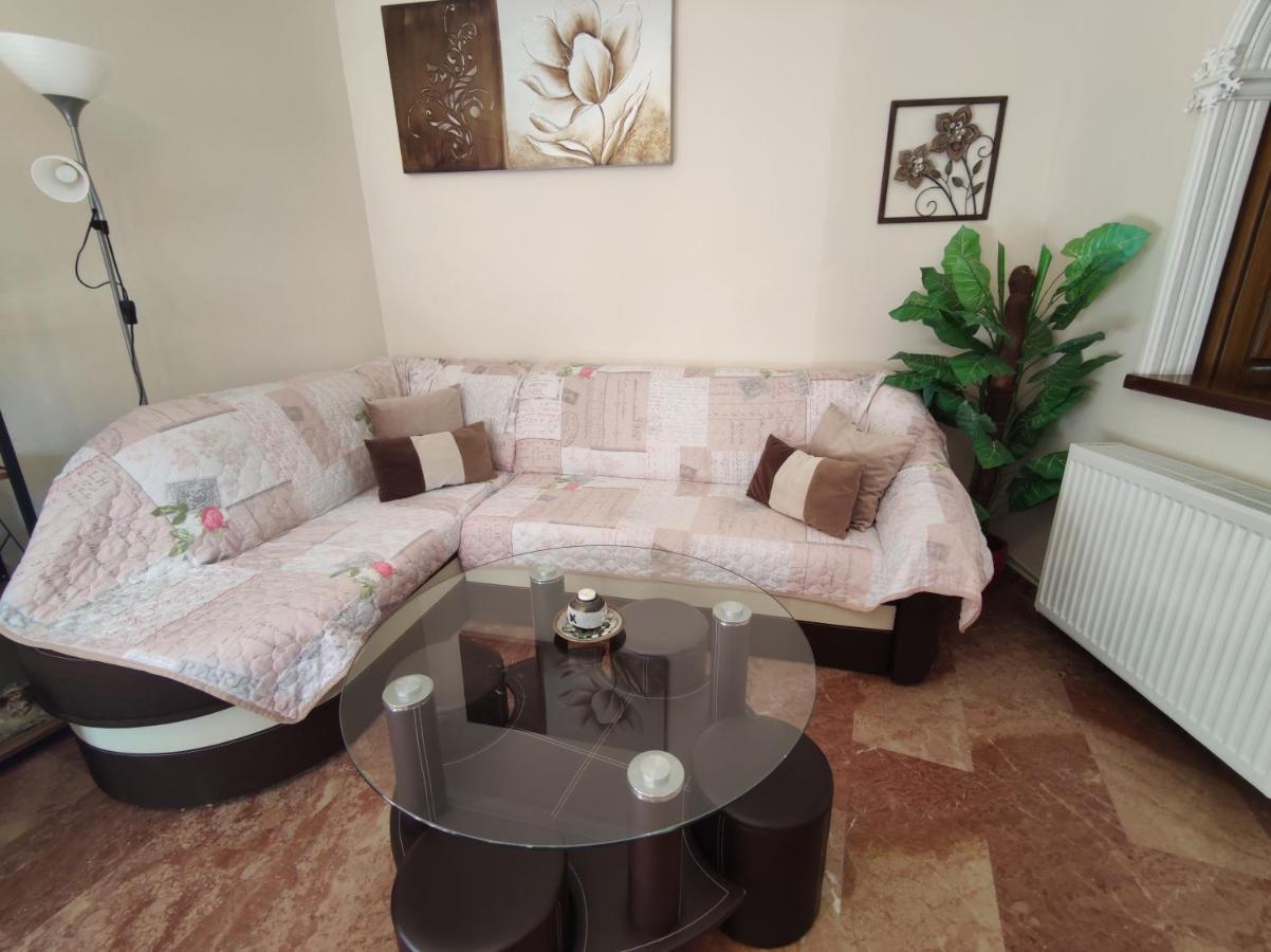 Marios Apartment Lakones Ngoại thất bức ảnh